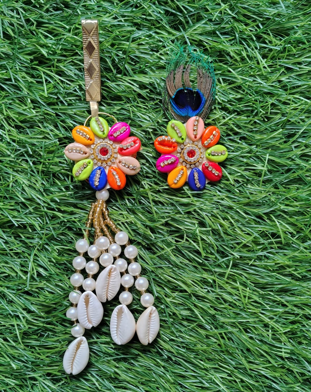 Shell Saree Challa and Brooch Combo