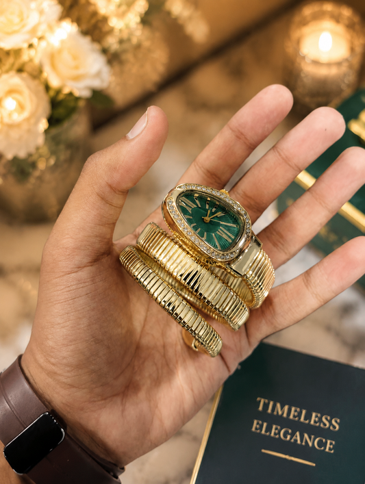 Serpentine Snake Watch For Woman with Spiral Bracelet, Roman Number Green Dial Watch For Woman With Quartz