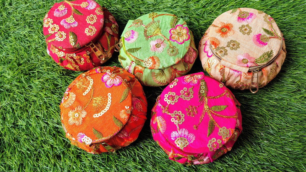 Embroidered matki pack of 6