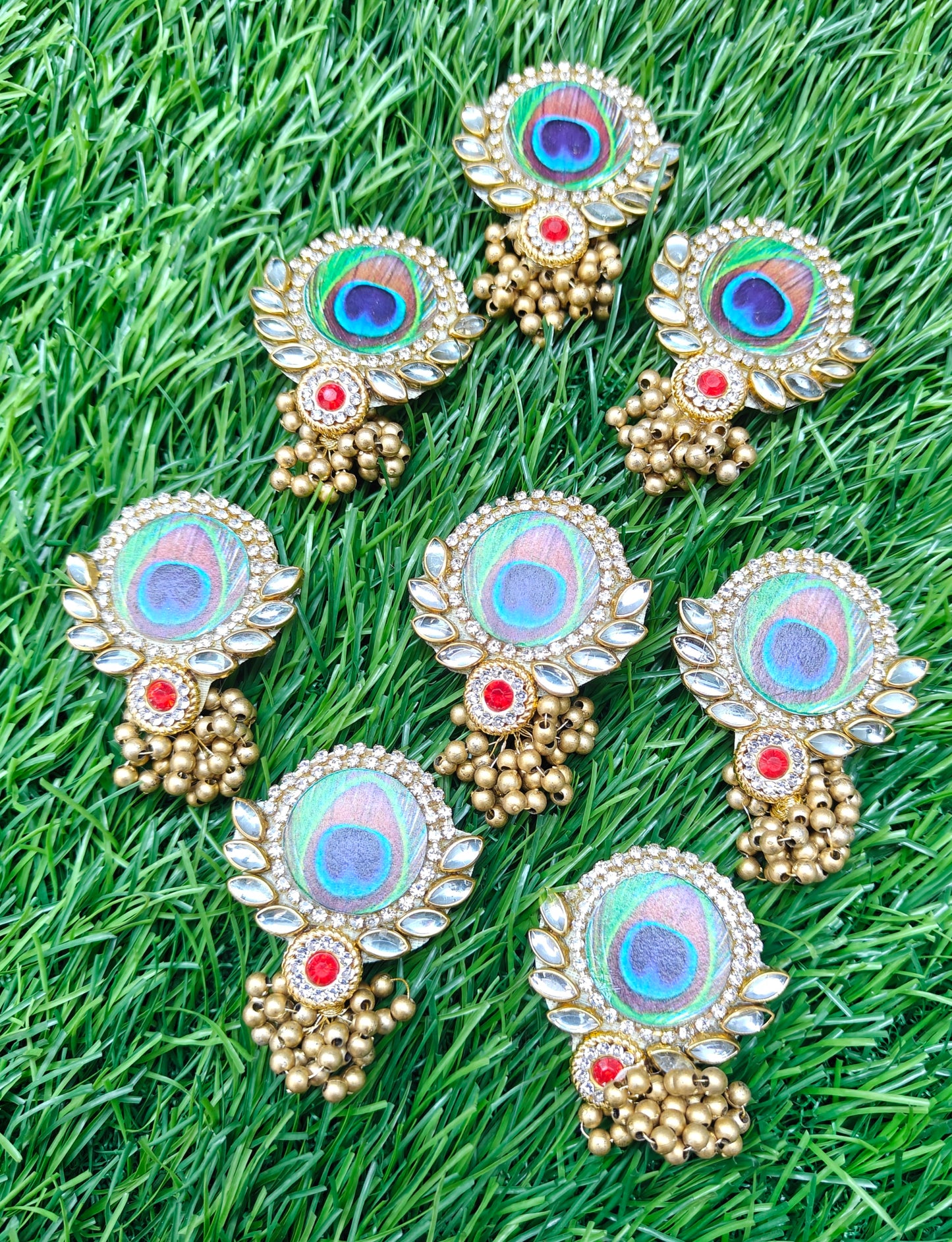 Peacock print brooch pack of 10