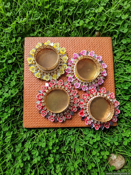 Minimum floral tealight