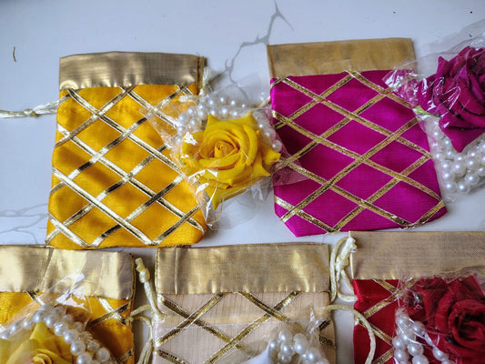 Rose hamper pack of 10