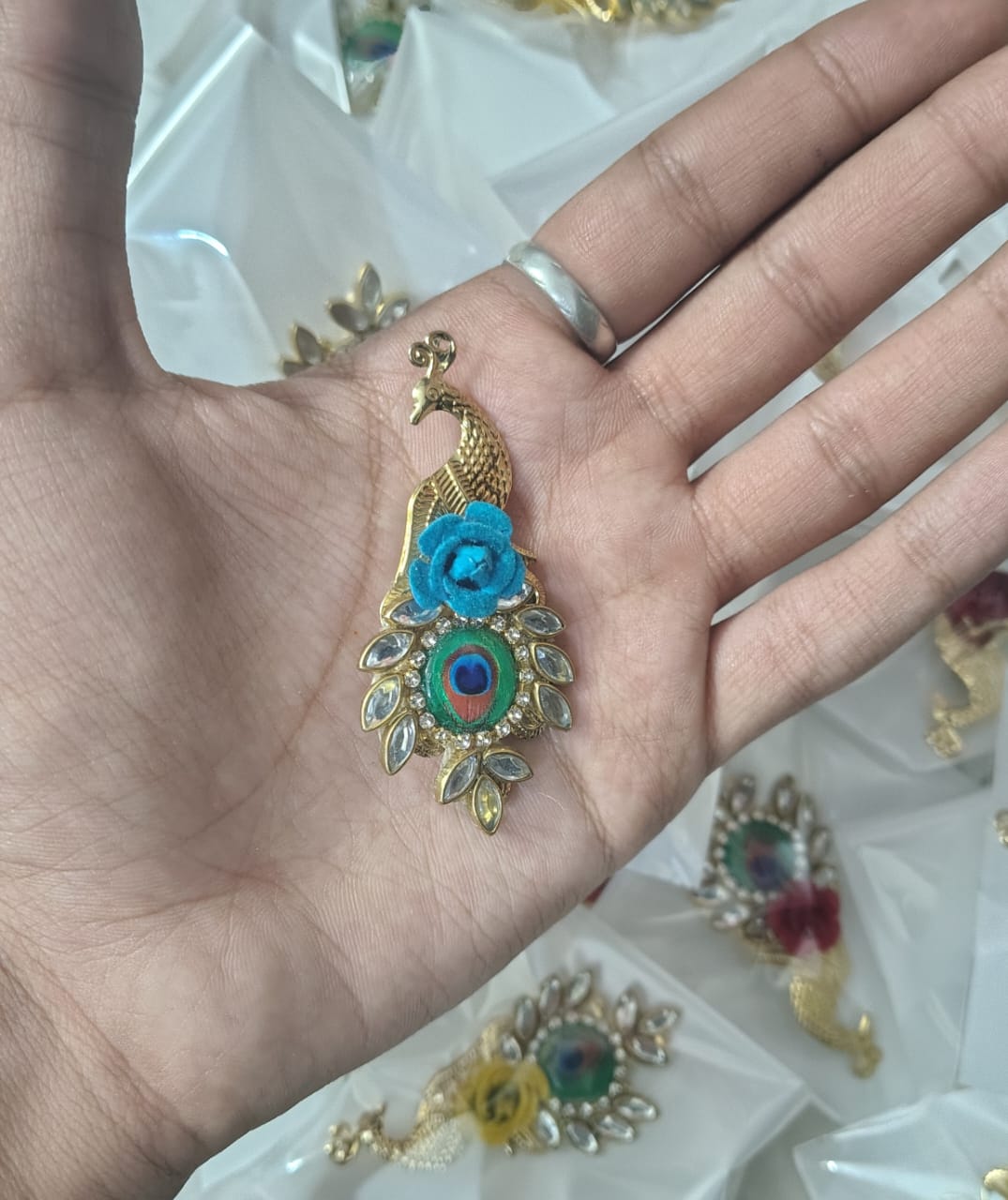 Peacock Brooch Pack Of 10