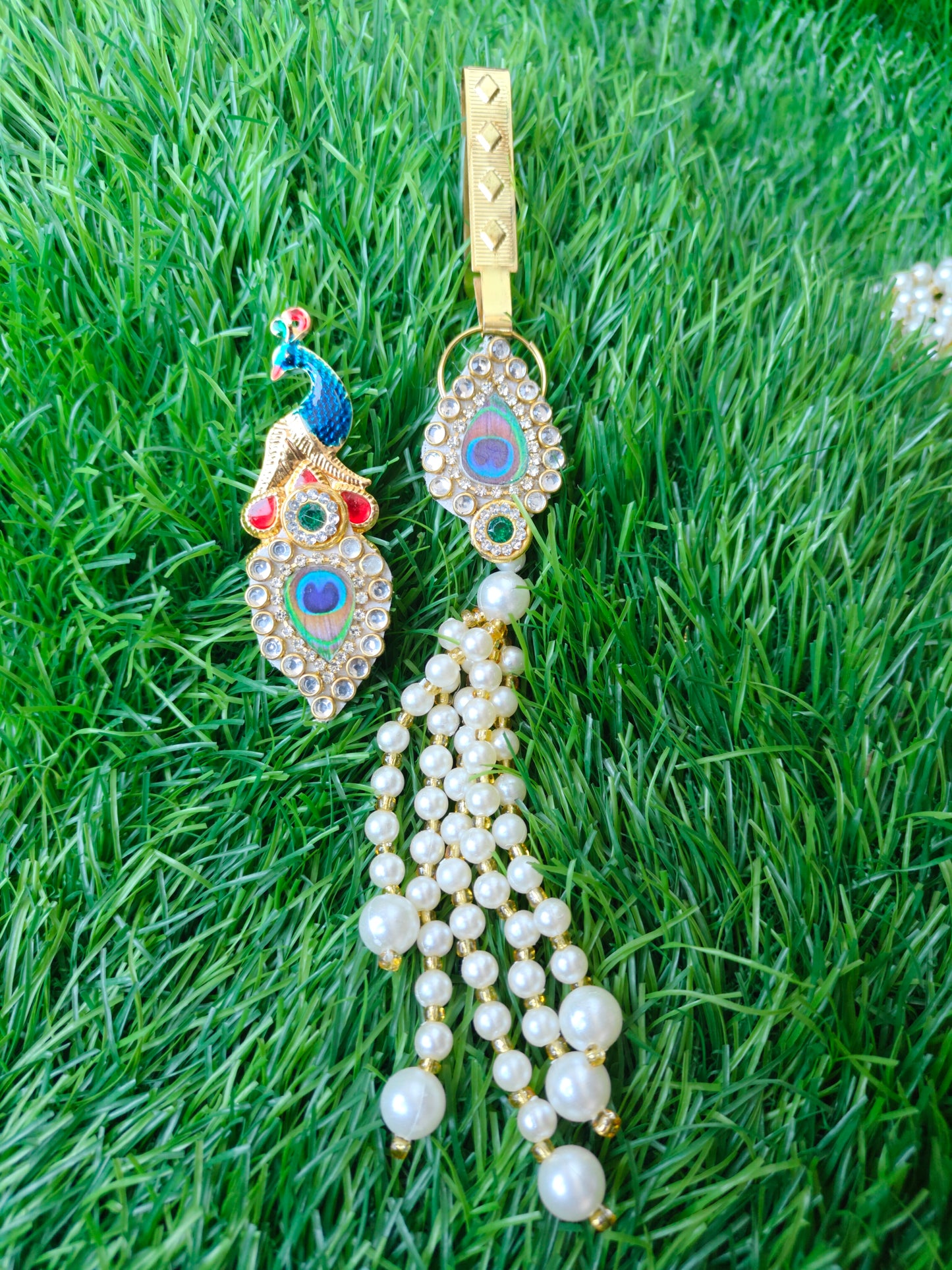 Peacock brooch and saree challa combo pack of 10
