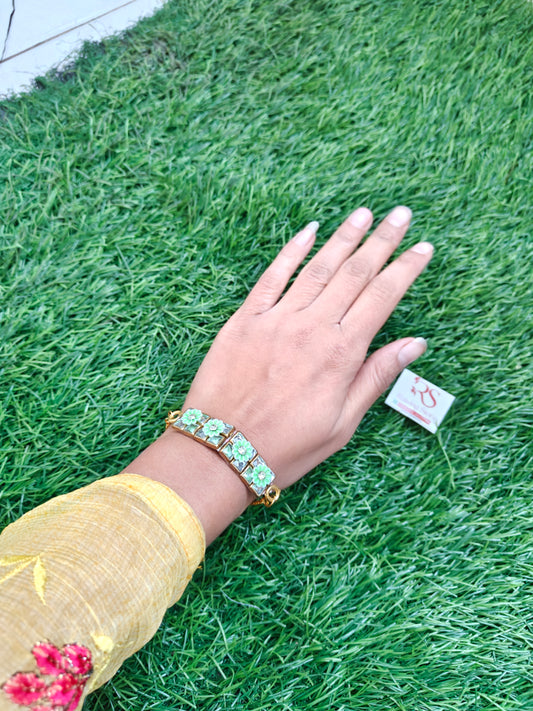 Floral chain bracelet pack of 10