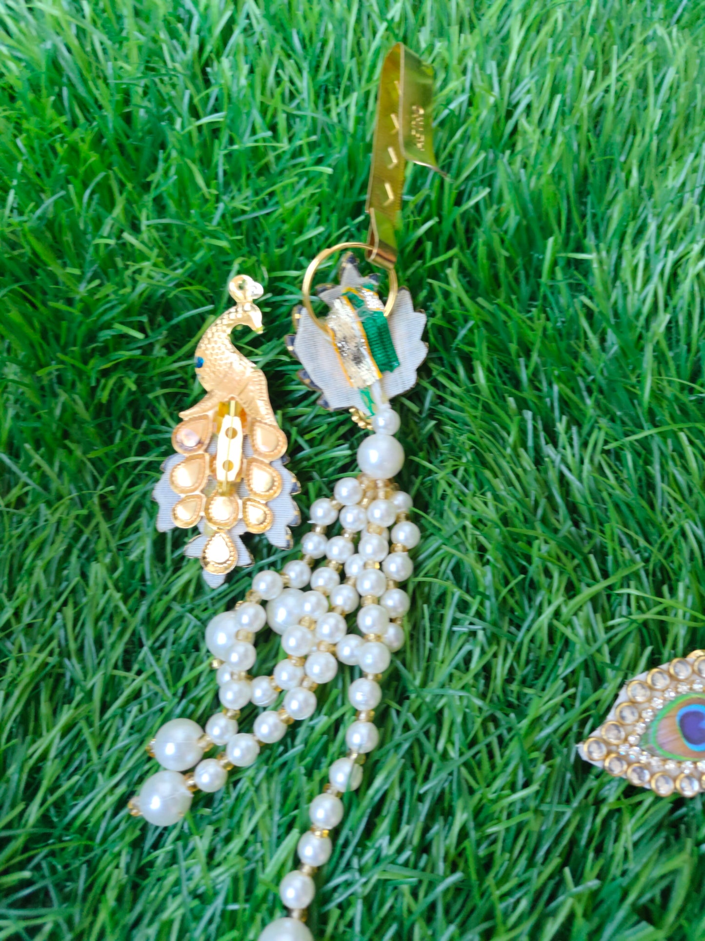 Peacock brooch and saree challa combo pack of 10