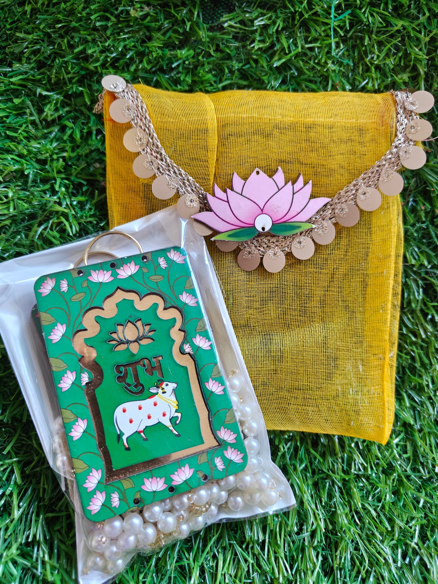 Pichwai shubh labh hamper