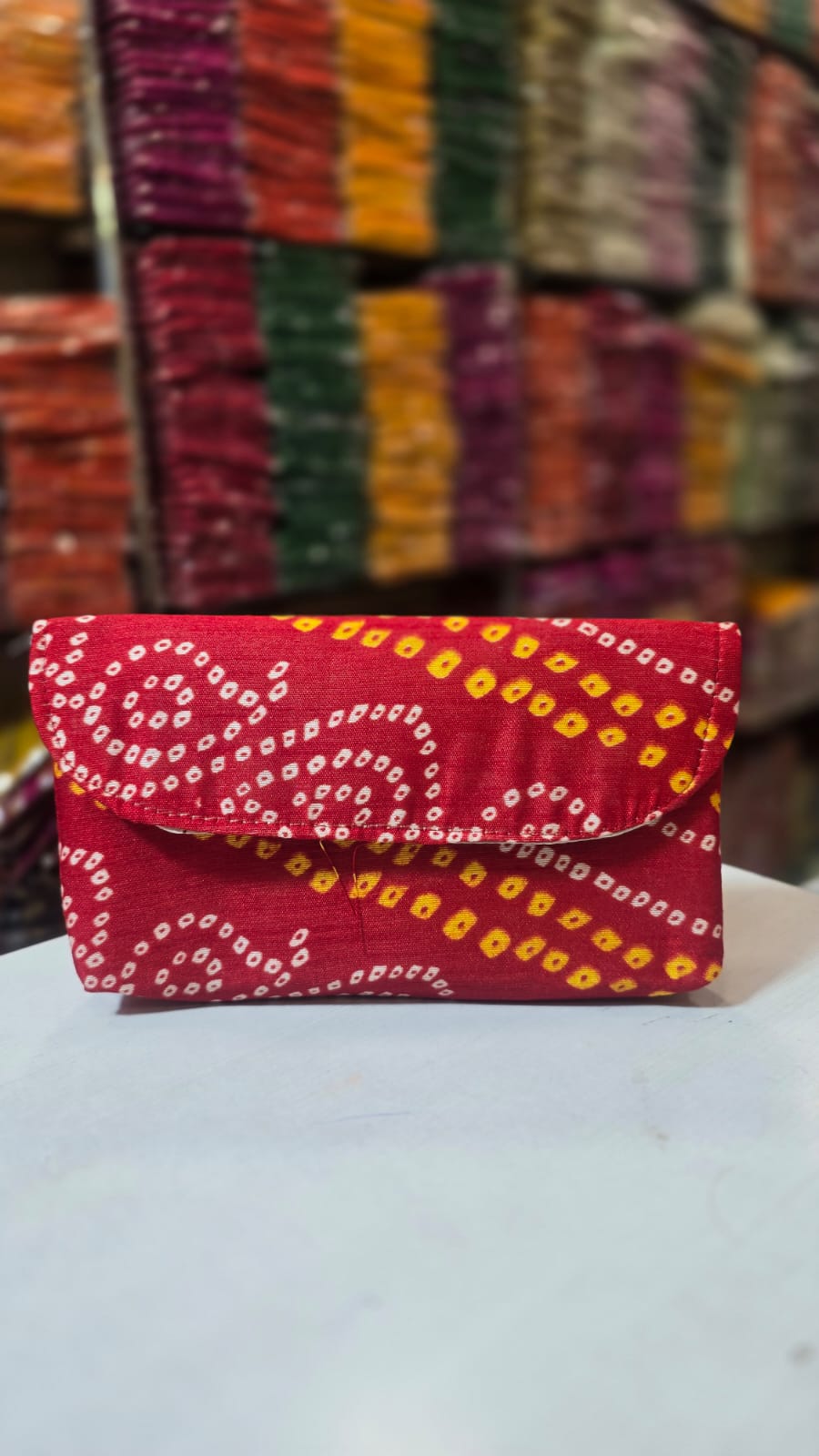 Bandhani with pearl handle pack of 10