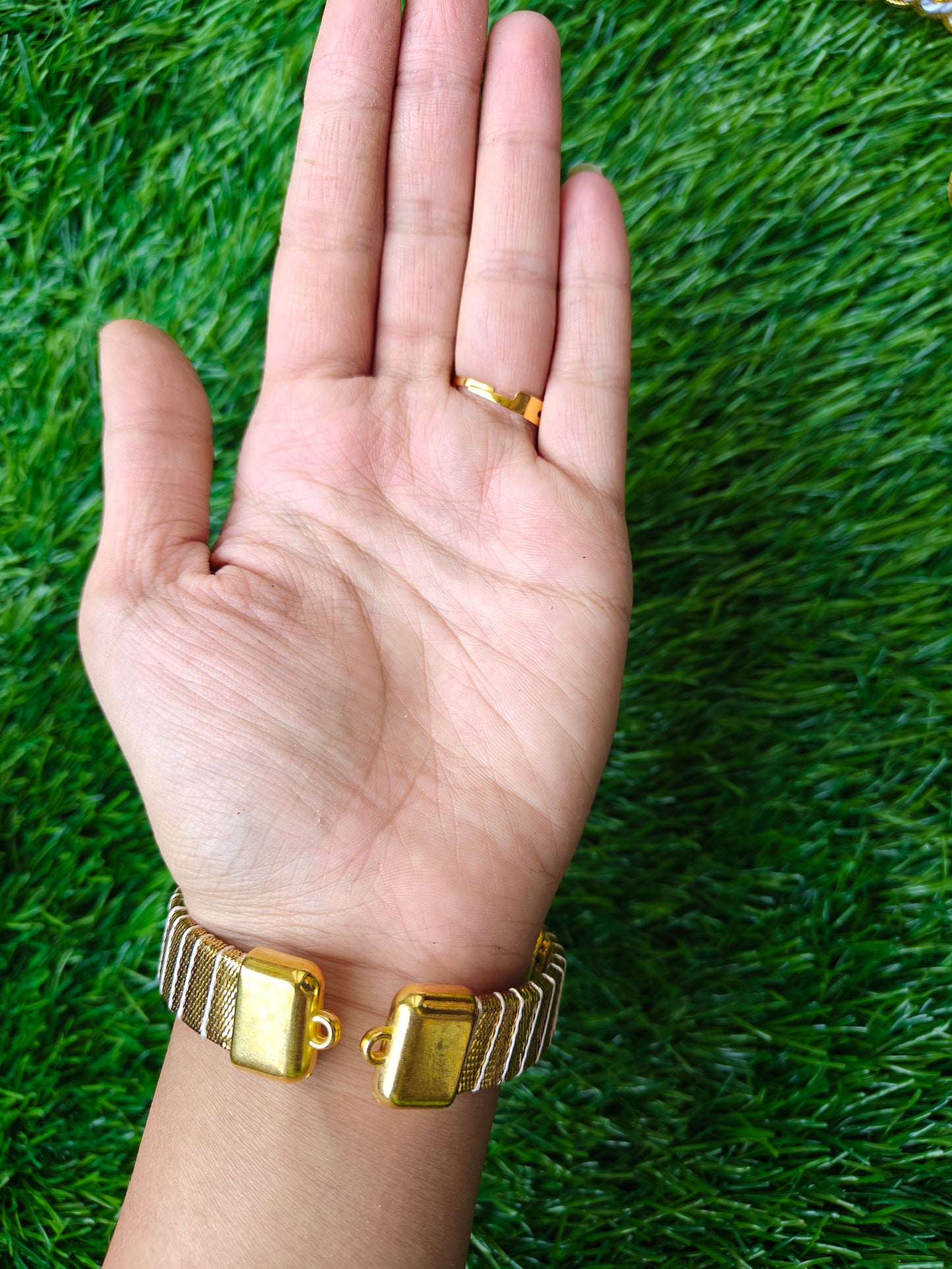 Floral kundan hathphool pack of 10