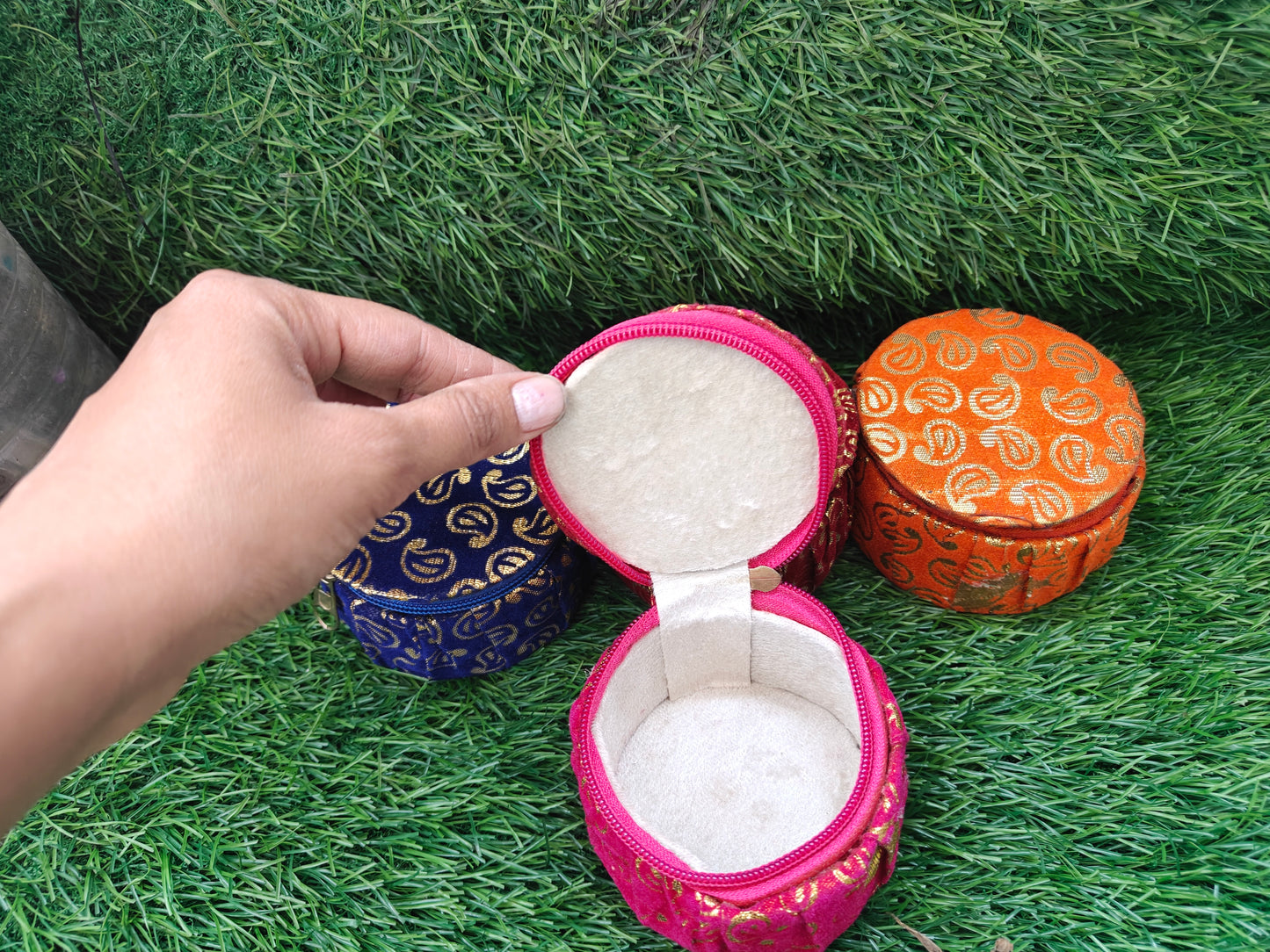 Velvet fabric Bangle box pack of 5